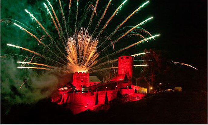 Schilcherberg in Flammen