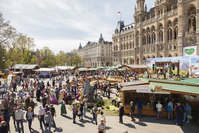 Steiermarkfrühling am Wiener Rathausplatz Steiermarkfrühling am Wiener Rathausplatz