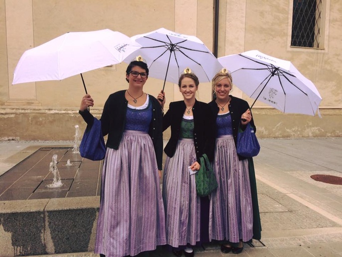 Weinkönigin Johanna II über den neuen Jahrgang Weinkönigin Johanna II über den neuen Jahrgang
